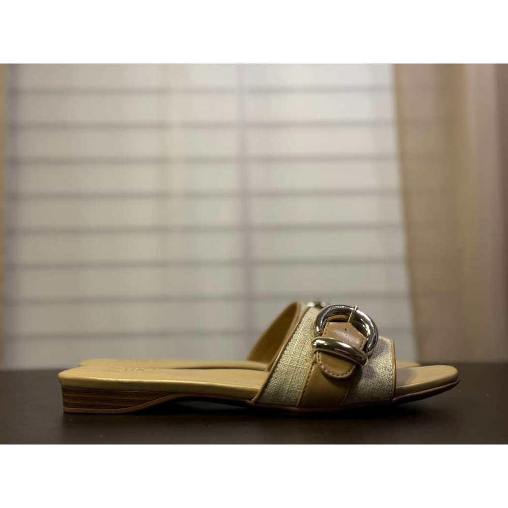 Naturalizer Elegant Rhinestone Buckle Strap Flat Sandals SZ 7.5 M Khaki Beige - Picture 6 of 12